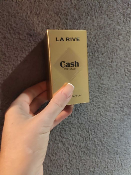 Дамски и мъжки парфюми LA RIVE