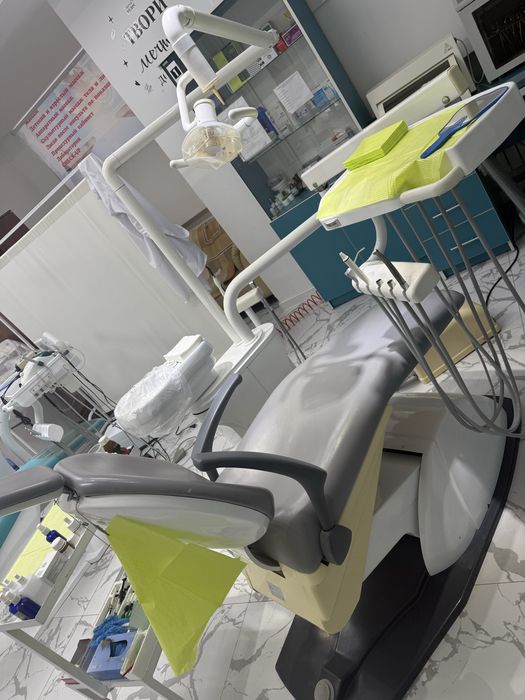 Продам стоматологическое кресло