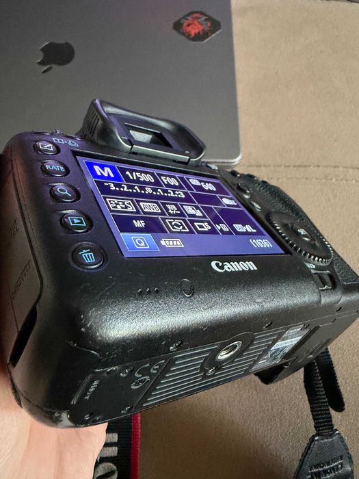 Canon 5D Mark III 22 мегапиксела фулфрейм, отлично работещ