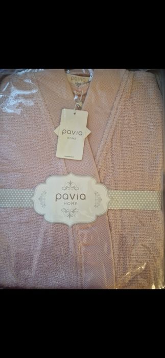 Продам халаты Pavia