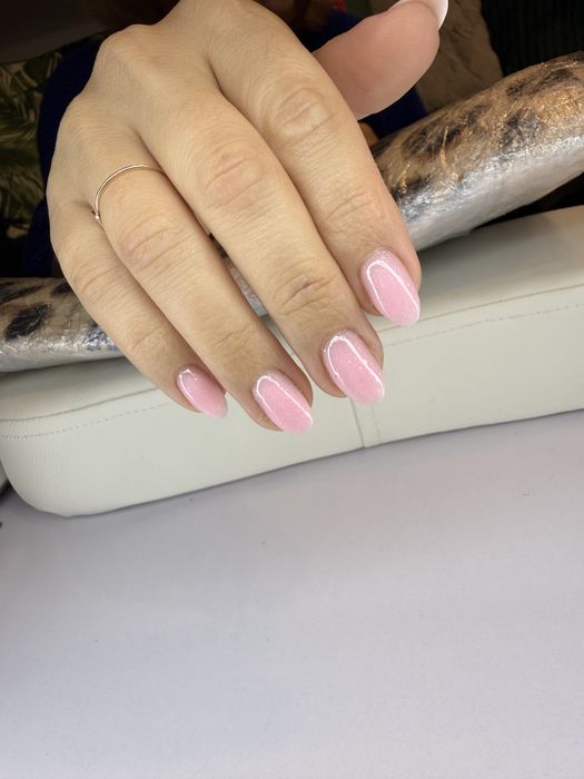 Unghii cu gel Constanta