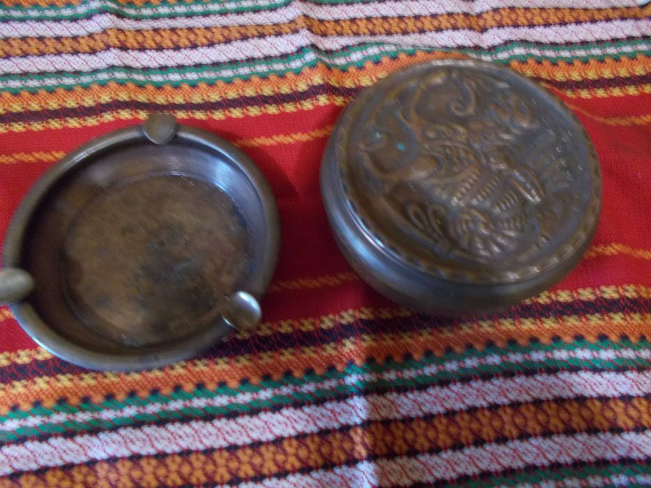 Стара медна кутия с капак + пепелник