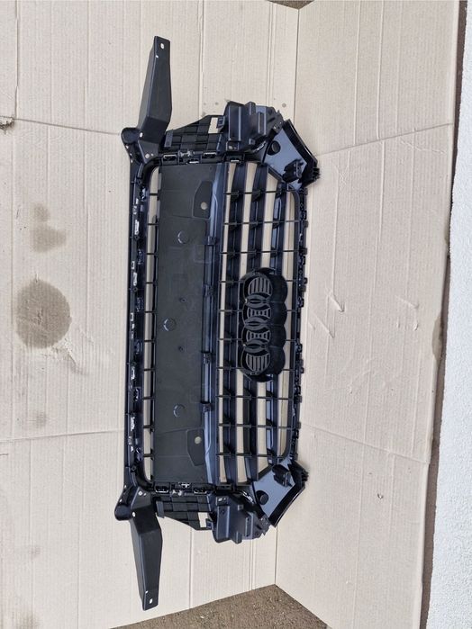 Grila centrala Audi Q3 facelift 2014-2018 NOUA AM