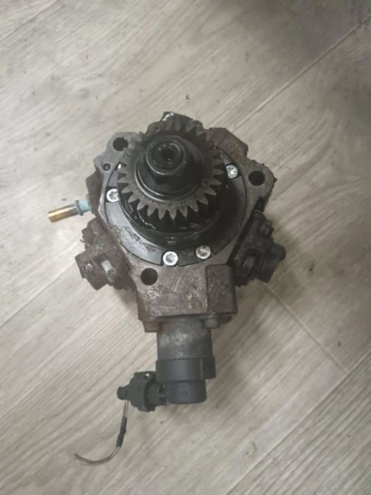 pompa inalta injectie opel vivaro, renault trafic, talisman, x trail 1.6 dci 2014-2020 0445010404 , 167008960r