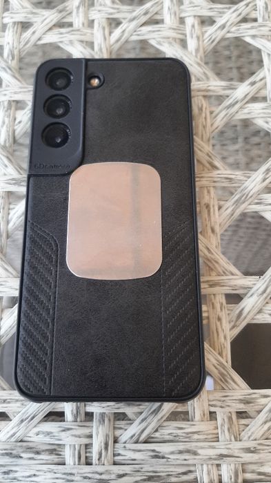 Самсунг S22 256г