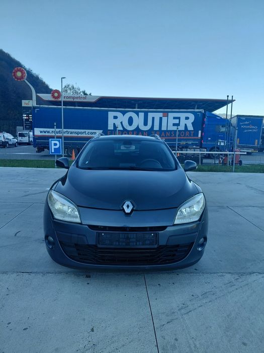 Renault megane 1,9 diesel  an 2010 euro 5  full dotarii