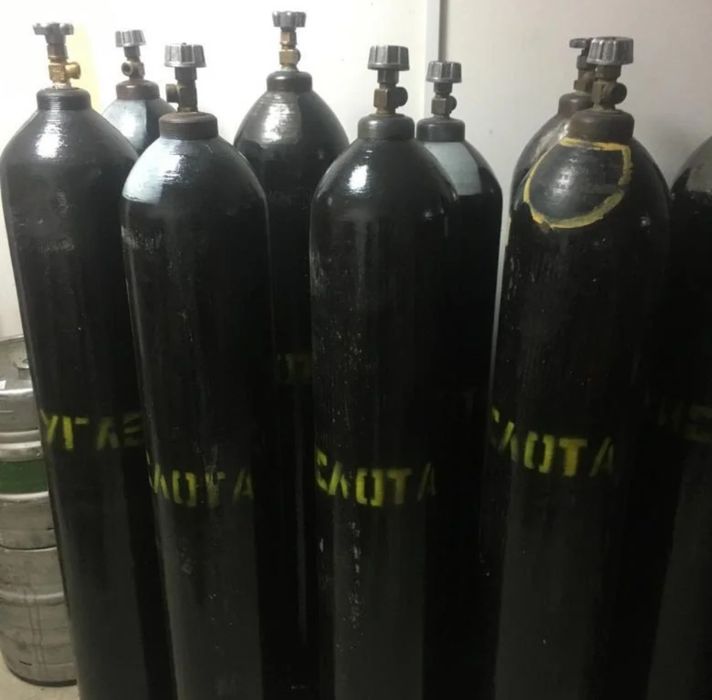Баллон углекислотный 12л размеры. Баллон углекислотный 40. Баллон углекислотный 40л. Углекислотный баллон 10л ярпожинвест. Баллон углекислотный курск.