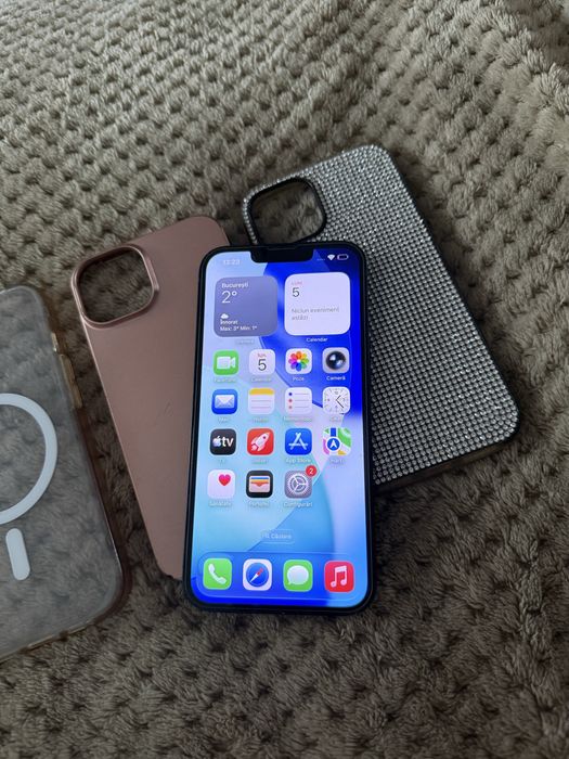 Vând iphone 14 1300 negociabil