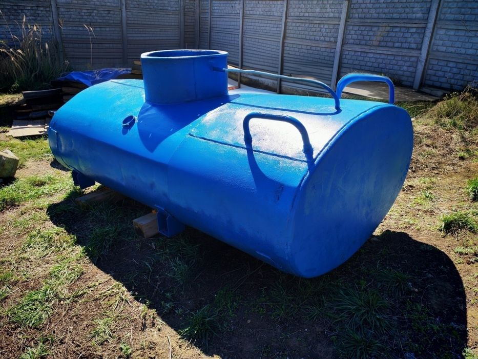 Продаётся ёмкость (цистерна)