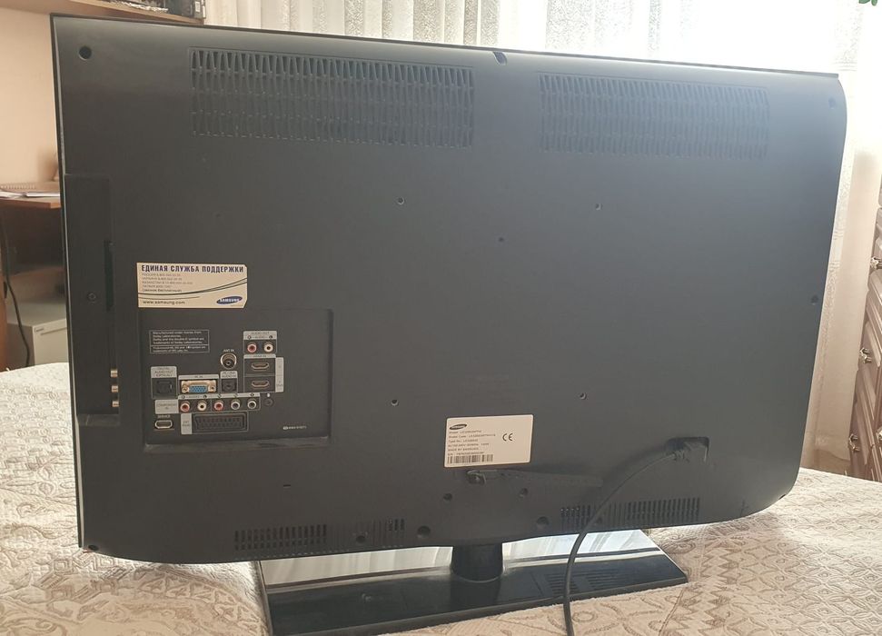 Телевизор "Samsung"