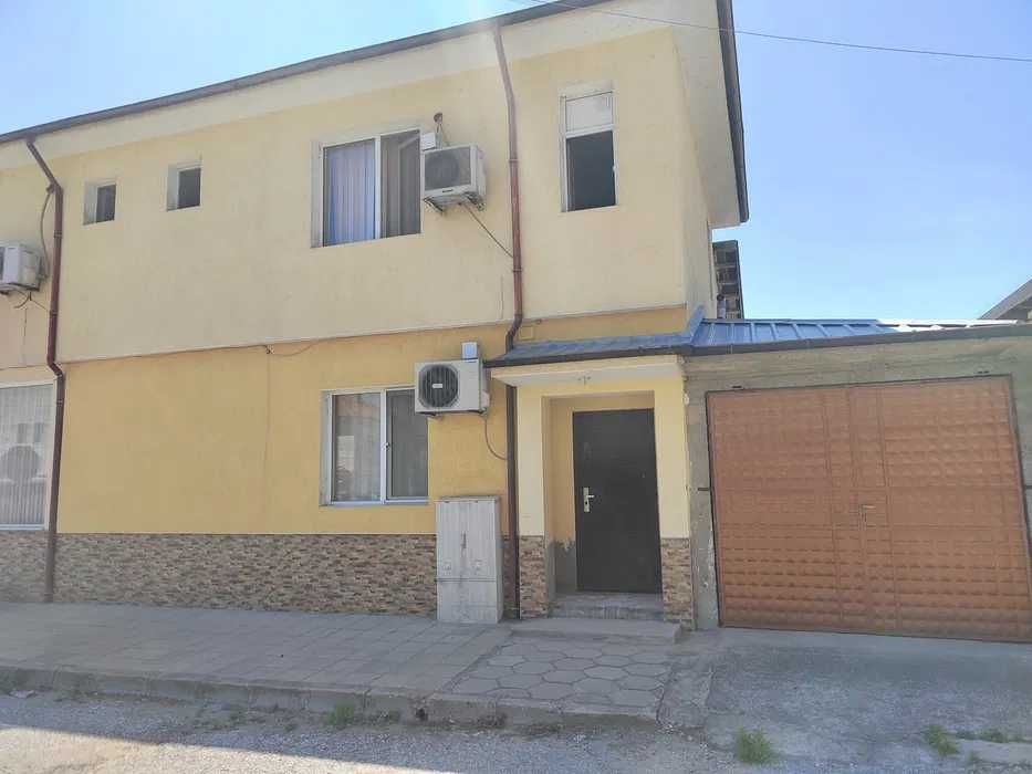 Двуетажна къща-гр.Свиленград