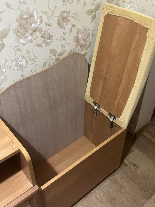 Продам Функциональная тумба для прихожей