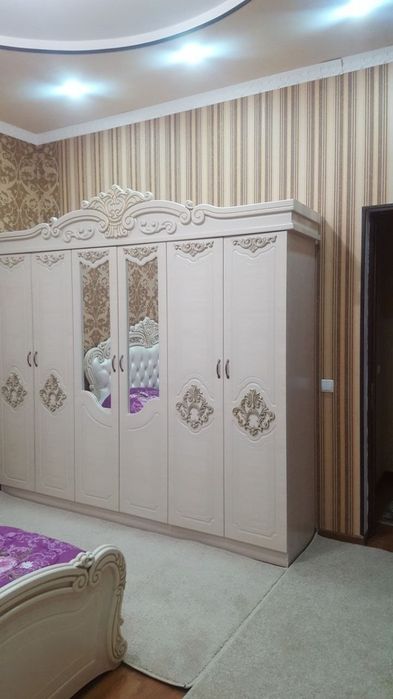 Spalniy mebel sotiladi