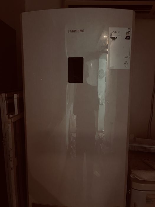 Холодилник Самсунг