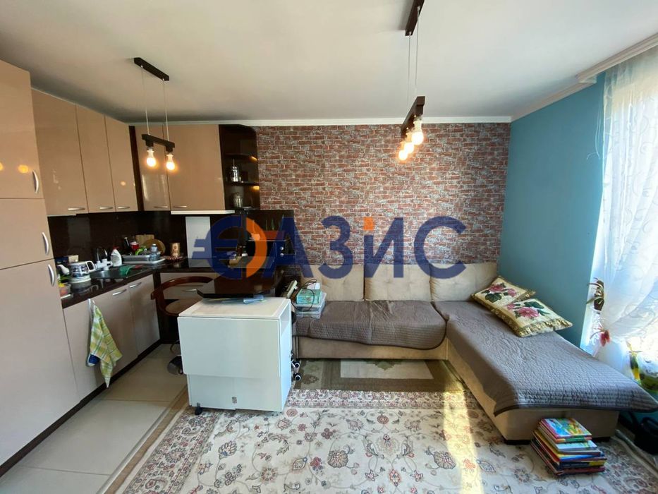 Продава се Двустаен апартамент в Свети Влас - 56 кв.м за 724 €/кв.м - Снимка #4