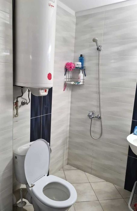 Дава се под наем Двустаен апартамент в Велико Търново, Център - 68 кв.м за 357 € - Снимка #7