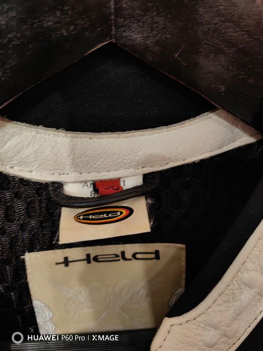 Дамски мото екип

Held

Размер 36