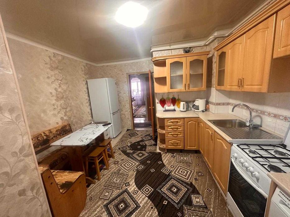 Продается 2 комн квартира Васильковский,28