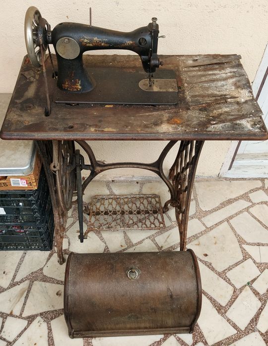 Mașină de cusut SINGER seria S an 1906