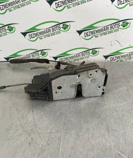 Broasca usa fata dreapta BMW Seria 3 E46