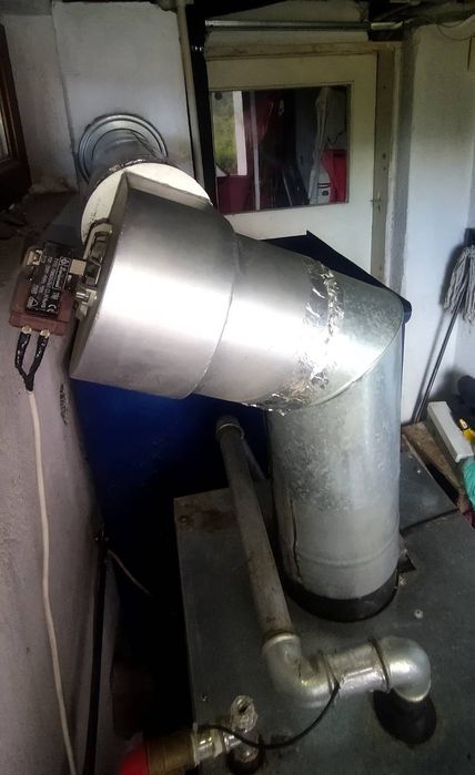 Продавам котел на пелети