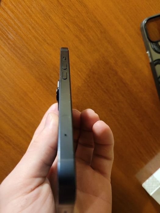 Продам iphone 14 идеал