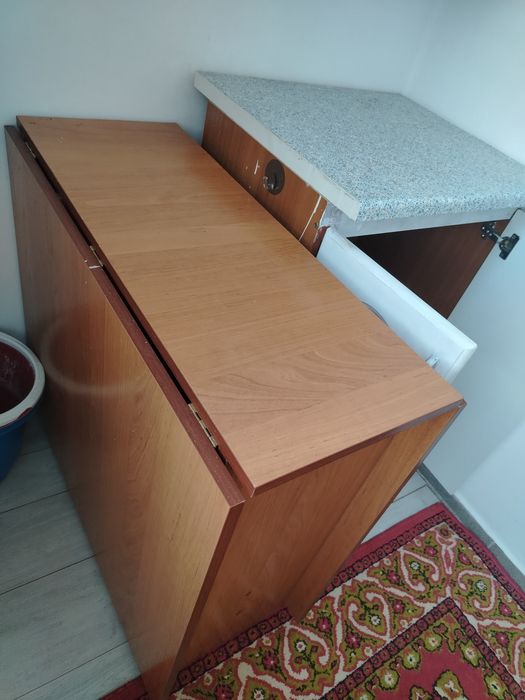 Стол и тумба за 15000
