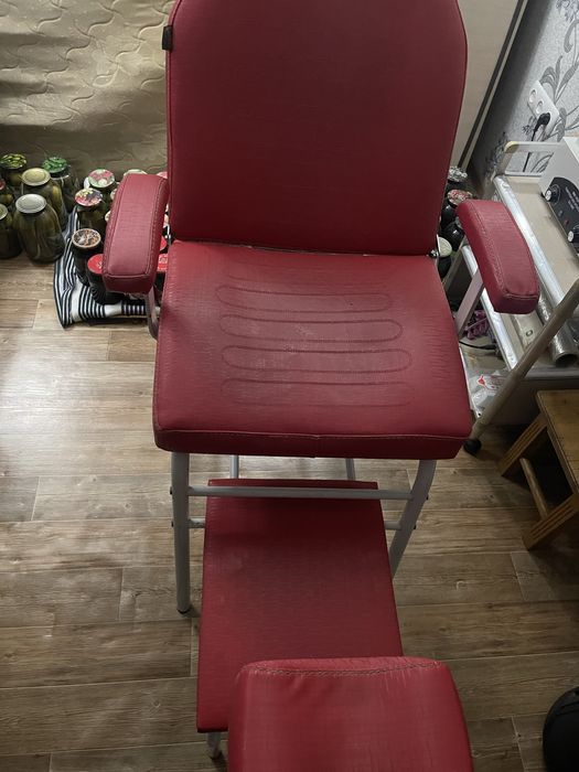 Кресло педикюрное б/у