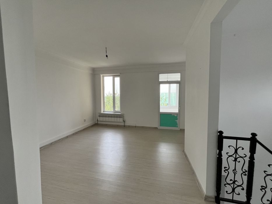 Продам дом (таунхаус)