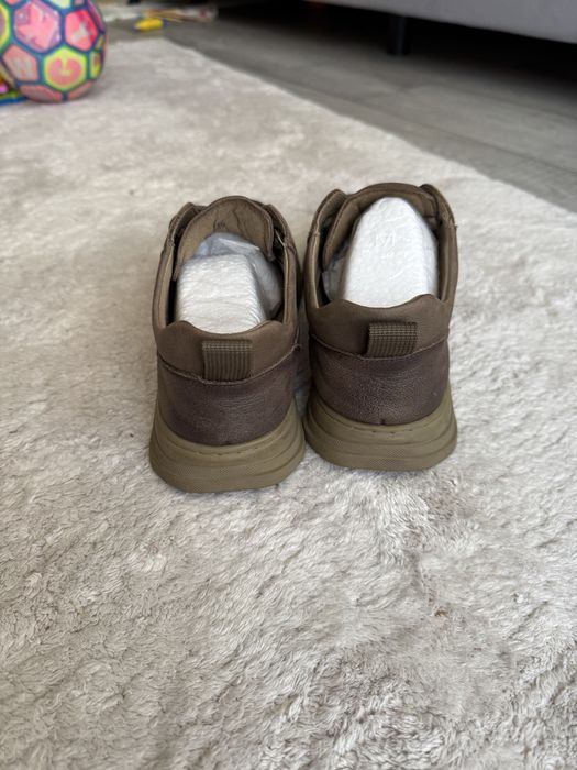 Pantofi eleganti din piele