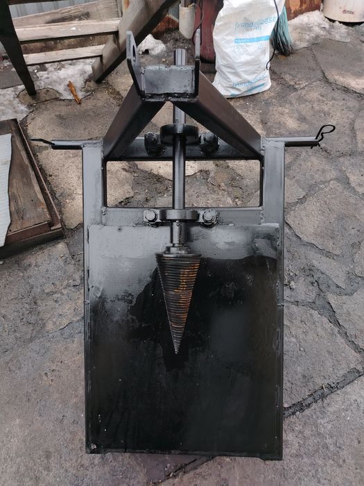 Продам колун морковку.