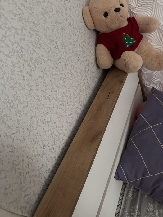 Продам кровать спальную