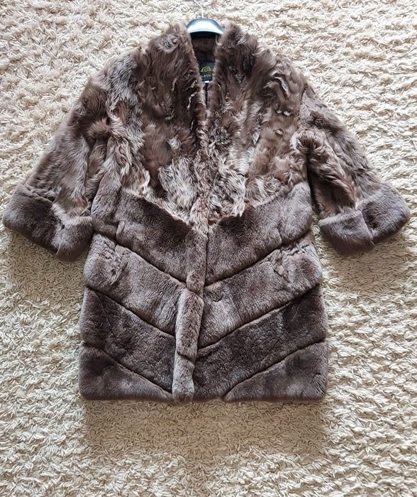 Продам натуральную шубу