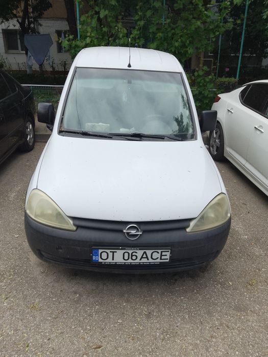 Vând Opel combo cu gpl