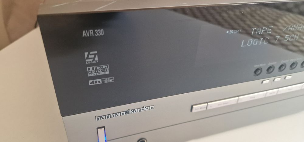 Harman Kardon AVR 330 – Класически звук с тежко захранване