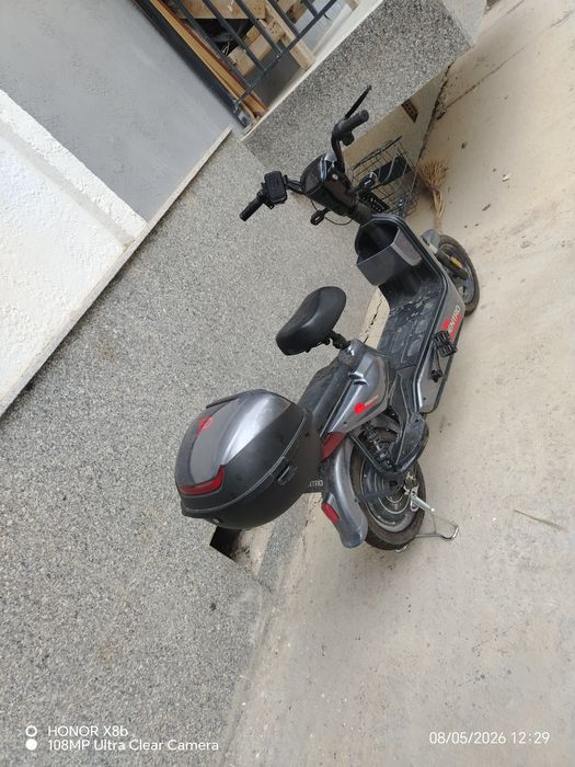 Skuter sotiladi srochna