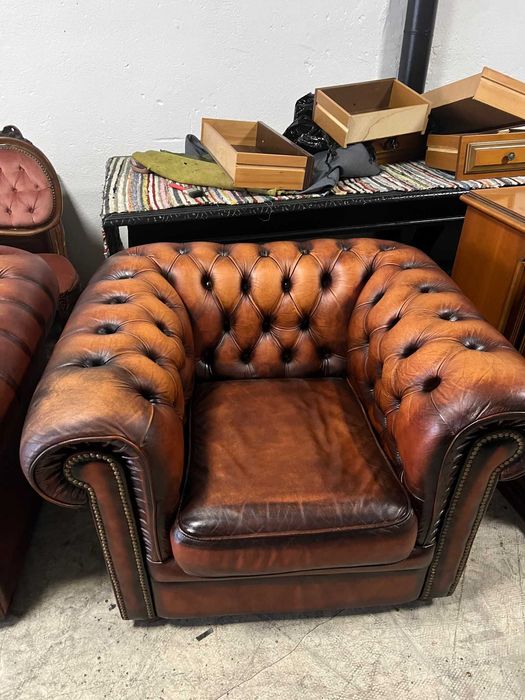 Canapea Chesterfield+ 1 fotoliu!