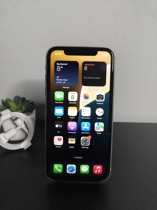 iPhone 11, 64GB Silver • Condiție Bună!  • Complet Funcțional!
