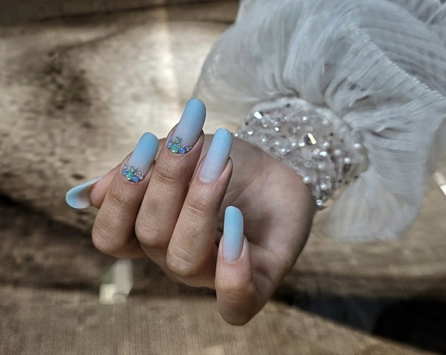 Unghii gel, manichiura semipermanenta, Suceava.