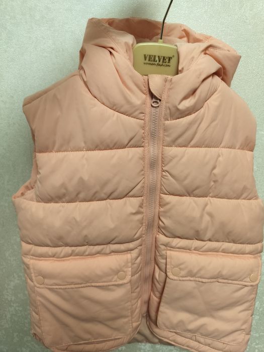 Продают детские вещи