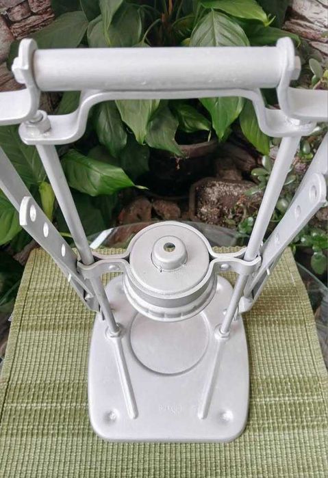 Лостови затварачки за буркани