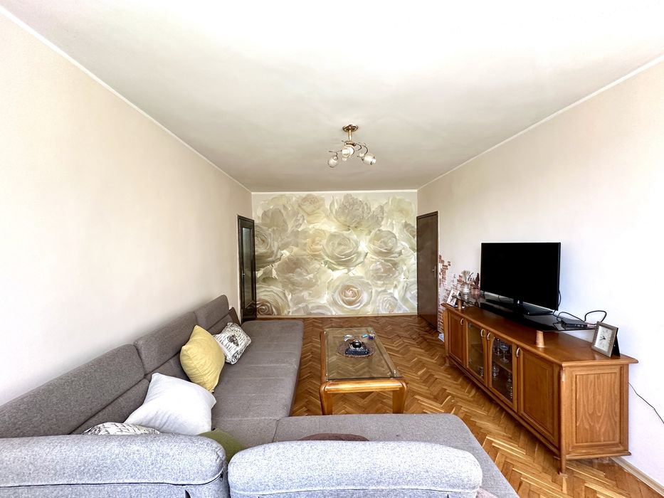 Продава се Многостаен апартамент в Велико Търново, Център - 120 кв.м за 1067 €/кв.м - Снимка #1