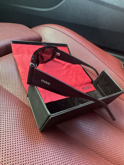 Слъчневи очила Hugo