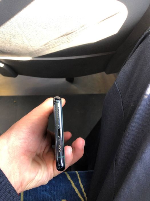 Iphone 11 pro sotiladi