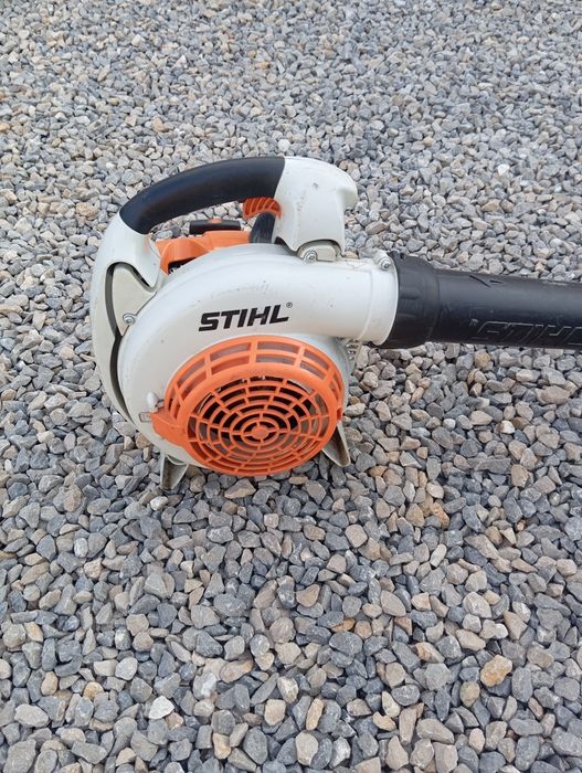 STIHL BG 86 моторна метла