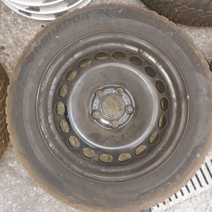 Set anvelope iarna audi a4 b8