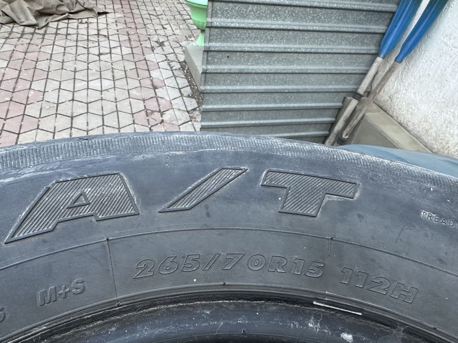 Продаются шины 265/70/15