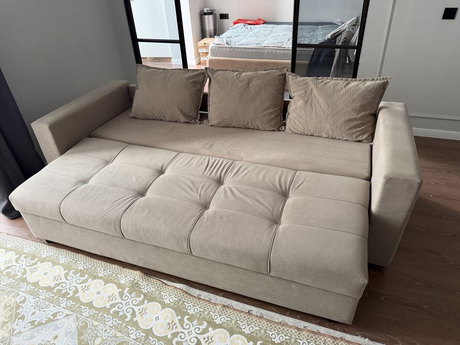 Продам диван в хорошем состоянии.