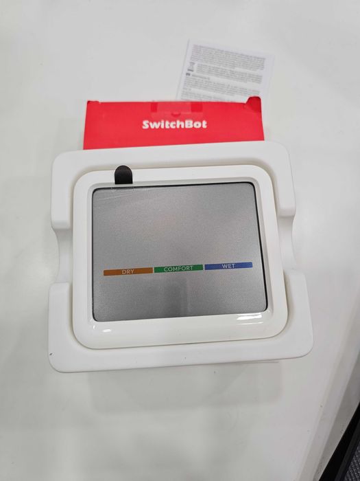 SwitchBot Meter Pro – смарт термометър и влагомер с голям дисплей