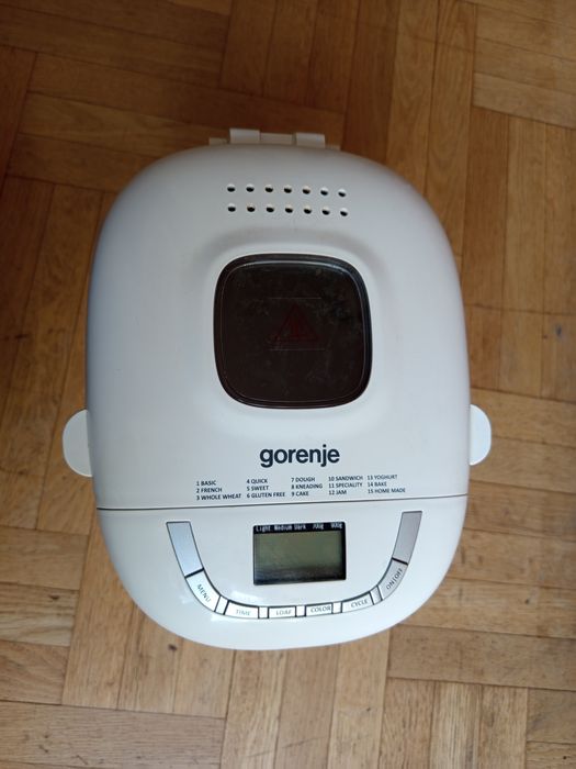 Пекарна / машина за хляб